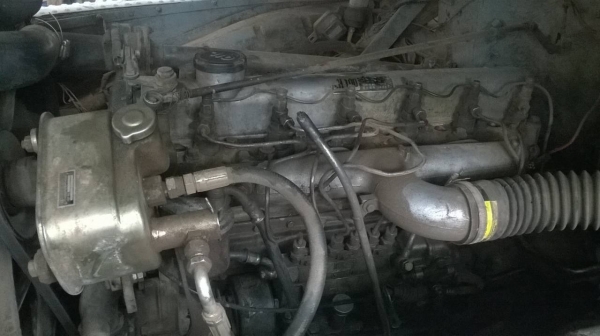 ขาย 6 ล้อหัวยาว  เครื่อง EH100 เฟืองท้ายใหญ่ คานหน้าใหญ่ สโลว์กลาง พวงมาลัยพาวเวอร์ ทะเบียนพร้อมโอน