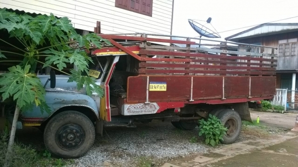 ขาย 6 ล้อหัวยาว  เครื่อง EH100 เฟืองท้ายใหญ่ คานหน้าใหญ่ สโลว์กลาง พวงมาลัยพาวเวอร์ ทะเบียนพร้อมโอน