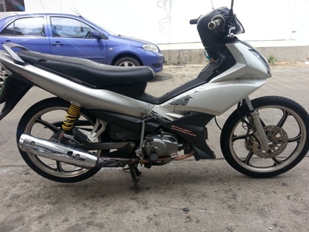 ถูกของแท้ X1ปี49ล้อแม็กเครื่องเดิมดีมาก ภาษี30มค57 รถ กรุงเทพ