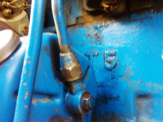 เลิกกิจการลานซื้ออ้อย ขายถูก รถคีบ2คัน เลิกกิจการลานซื้ออ้อย ขายถูก รถคีบ2คัน