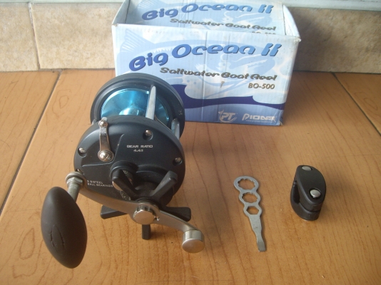 ขาย  รอกตกปลาทะเล