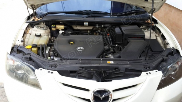 ขายรถ Mazda3 มือสอง สีขาว เครื่อง 2000cc เกียร์ออโต้ สภาพดีไม่มีชน