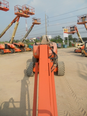 ขายรถกระเช้าบูมหักศอก JLG มือสอง รุ่น 800AJ ราคาพิเศษ 2,150,000 บาท