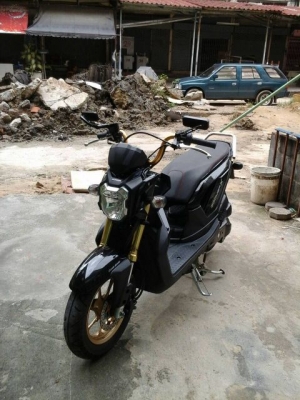 ขาย Honda Zoomer-x สีดำ ตัว TOP ปี 2014!! (รถแค่6เดือน!!)ราคา 38,000บ.