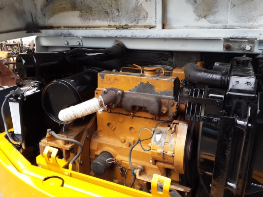 ขาย รถขุด KOMATSU รุ่น PC40-6- แทร็กเหล็ก มือสองญี่ปุ่น