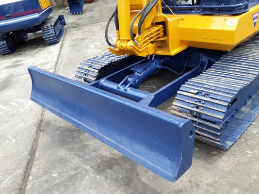 ขาย รถขุด KOMATSU รุ่น PC40-6- แทร็กเหล็ก มือสองญี่ปุ่น