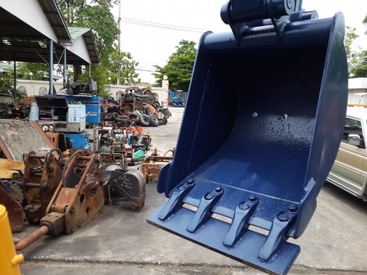 ขาย รถขุด KOMATSU รุ่น PC40-6- แทร็กเหล็ก มือสองญี่ปุ่น