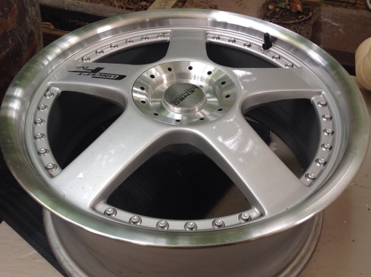 แม็ก Leno 18" สภาพ 2วัน