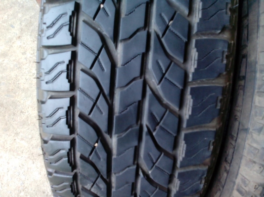 ขายยาง Yokohama  AT/S ขนาด 265/65/17 สวยๆเลยครับ