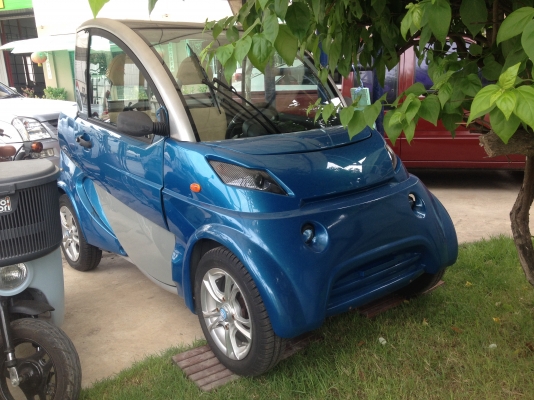 ขายรถกอล์ฟไฟฟ้า Girasole Elettrica ใช่ไฟฟ้าVIP GolfCar สามารถชาตกับไฟบ้านได้เลย มีตู้ชาตให้พร้อม  ใช่งานมา473กิโลเมตร