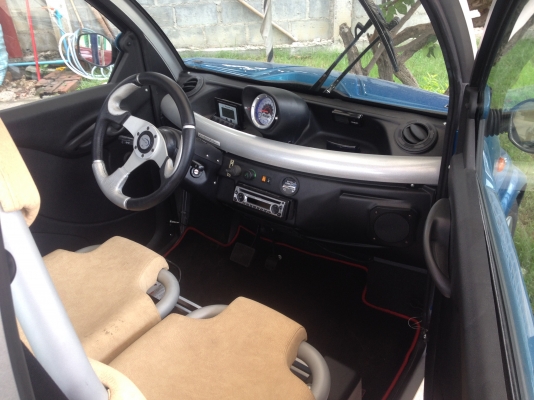 ขายรถกอล์ฟไฟฟ้า Girasole Elettrica ใช่ไฟฟ้าVIP GolfCar สามารถชาตกับไฟบ้านได้เลย มีตู้ชาตให้พร้อม  ใช่งานมา473กิโลเมตร