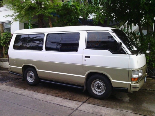 ขายรถตู้บ้านมือ 2 สภาพดี