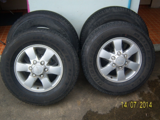 แม็กพร้อมยาง 265 70 16 1ชุด