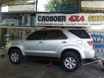 ช่วงล่างรถ Fortuner by Shock Profender