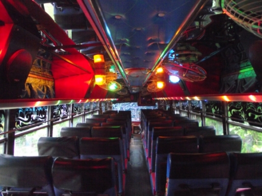 ขายรถบัสพัดลม เครื่อง นิสสัน PF6 390 แรงม้า