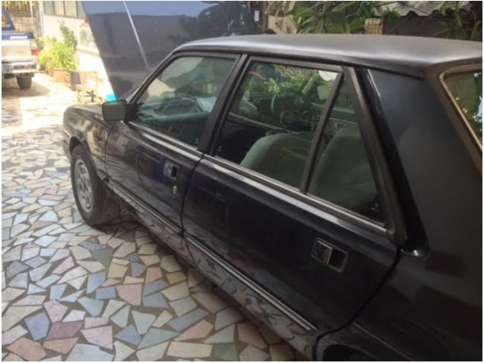 PEUGEOT 305 เครื่อง1900CC วิ่งได้ PEUGEOT 305 เครื่อง1900CC วิ่งได้