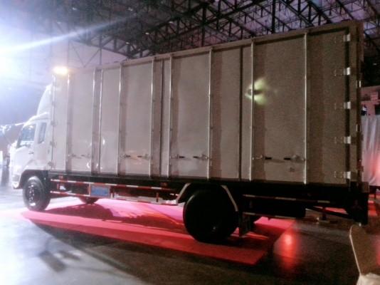 ขายรถบรรทุกFUSO(ป้ายแดง)