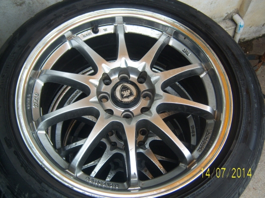 แม็กขอบ17x7  4รู100 114  พร้อมยาง 215 50 17  มี 3 วง