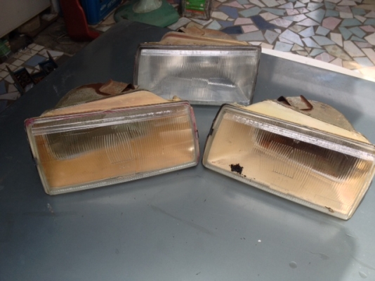 ไฟหน้า PEUGEOT 305,505