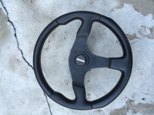 พวงมาลัย แต่ง