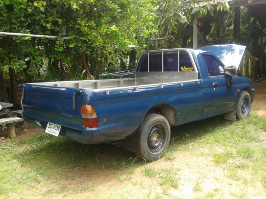 รถกระบะมิตซูสตราด้า2500ปี่2540รถพร้อมใช้เอกสารทะเบียนพร้อม  ภายในสวยสนใจโทรมานะครับ