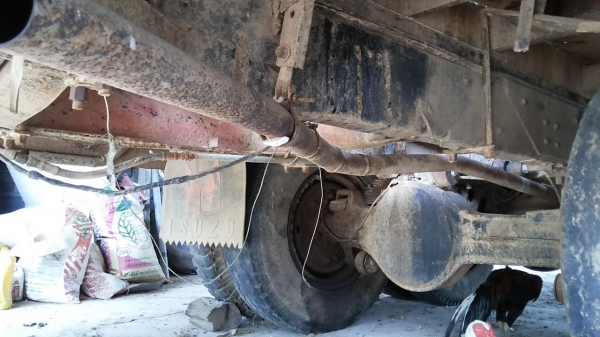 ***ขายแล้วครับขอบคุณ Truck2hand ขาย10ล้อเพลาเดียวเทเลอร์ขึ้นรถเกี่ยว ISUZU TX 145 6BB1 เครื่องแน่นแรงดี ทน เกียร์ดี ช่วงล่างเพลาเดียวเดิม คัสซีดี มีบวมบ้างนิดหน่อย ไม่ปะไม่ดาม หางพับไฮฯขึ้นรถเกี่ยวสภาพดี พื้นดี หางดี หัวเก๋งสวย พ.พาวเวอร์ เบรคเดิม ยางดี8เ ***ขายแล้วครับขอบคุณ Truck2hand ขาย10ล้อเพลาเดียวเทเลอร์ขึ้นรถเกี่ยว ISUZU TX 145 6BB1 เครื่องแน่นแรงดี ทน เกียร์ดี ช่วงล่างเพลาเดียวเดิม คัสซีดี มีบวมบ้างนิดหน่อย ไม่ปะไม่ดาม หางพับไฮฯขึ้นรถเกี่ยวสภาพดี พื้นดี หางดี หัวเก๋งสวย พ.พาวเวอร์ เบรคเดิม ยางดี8เ