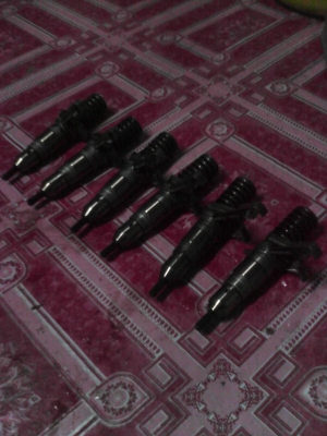 ขายหัวฉีด cat 928 G มี 6 หัว สภาพ 95 \% ขาย 8000 บาท ขายหัวฉีด cat 928 G มี 6 หัว สภาพ 95 \% ขาย 8000 บาท