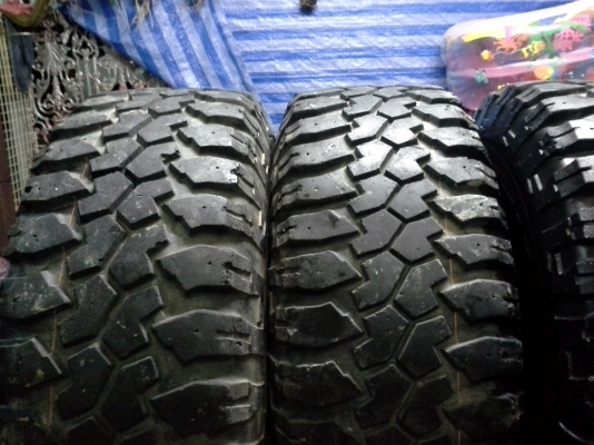 ยางMaxxis Bighorn31x10.50r15 ปี08ชุดเดียวกันทั้ว4เส้นไม่บวมไม่บั้ง ยางMaxxis Bighorn31x10.50r15 ปี08ชุดเดียวกันทั้ว4เส้นไม่บวมไม่บั้ง