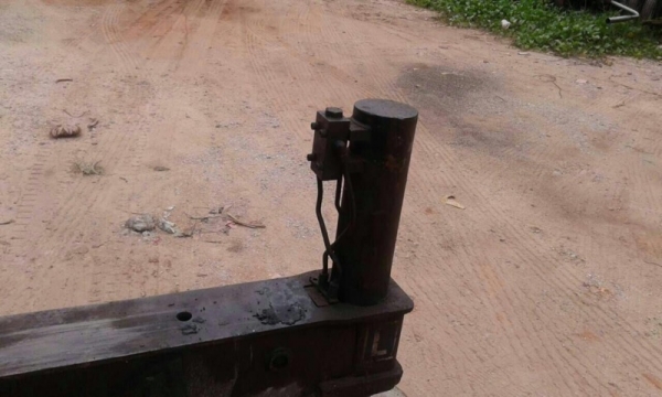 รถ 12 ล้อ ติดเครน 25 ตัน. สนใจติดต่อ 081 - 6079515 รถ 12 ล้อ ติดเครน 25 ตัน. สนใจติดต่อ 081 - 6079515