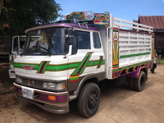 ขายด่วนครับ  Hino 6ล้อ