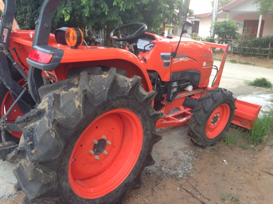 รถไถคูโบต้า L4708 4WD ขายดาวน์ 80,000 บาท เปลี่ยนสัญญา ส่งต่อ รถสภาพ 95\% สวยมาก สีเดิม รถใช้น้อย 14 รถไถคูโบต้า L4708 4WD ขายดาวน์ 80,000 บาท เปลี่ยนสัญญา ส่งต่อ รถสภาพ 95\% สวยมาก สีเดิม รถใช้น้อย 14