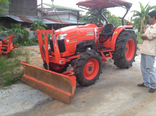รถไถคูโบต้า L4708 4WD ขายดาวน์ 80,000 บาท เปลี่ยนสัญญา ส่งต่อ รถสภาพ 95\% สวยมาก สีเดิม รถใช้น้อย 14