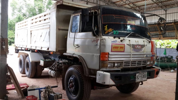 ขายด่วนHINO SUMO227สองเพลาดั้มสามิตรรอนเฉียงเบรคทิฟฟี่พวงมาลัยเพาเวอร์สภาพเยี่ยมโทร0843923995 ขายด่วนHINO SUMO227สองเพลาดั้มสามิตรรอนเฉียงเบรคทิฟฟี่พวงมาลัยเพาเวอร์สภาพเยี่ยมโทร0843923995