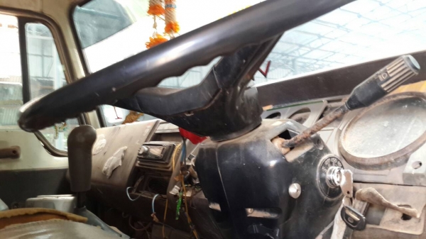 ขายด่วนHINO SUMO227สองเพลาดั้มสามิตรรอนเฉียงเบรคทิฟฟี่พวงมาลัยเพาเวอร์สภาพเยี่ยมโทร0843923995 ขายด่วนHINO SUMO227สองเพลาดั้มสามิตรรอนเฉียงเบรคทิฟฟี่พวงมาลัยเพาเวอร์สภาพเยี่ยมโทร0843923995