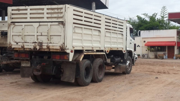 ขายด่วนHINO MECA 320แม่ลูกๆสามเพลาสภาพสวยพร้อมใช้ราคาไม่แพงโทร0843923995