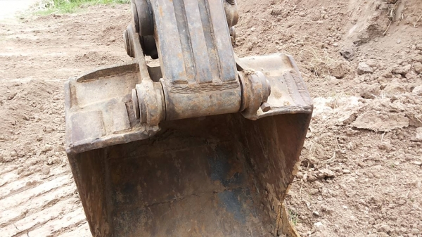 ***ขายแล้วครับขอบคุณ Truck2hand ขายแบคโฮราคาเบาๆ KOMATSU PC120-5 ยอดนิยม เครื่องเดิมปั้มเดิม คอนโทรลยาว ไฟฟ้าตัด เครื่องแน่นดี แห้งดีแรง ปั้มดีแรงดี ทำงานดีไม่โหลด เอวแน่นดีไม่มีแตก บูมอาร์มสวยไม่มีปะไม่มีดาม บุ้งกี๋สภาพดีไม่ผุ ช่วงล่าง โซ่ดีเฟรมไม่ผุ ใบแ ***ขายแล้วครับขอบคุณ Truck2hand ขายแบคโฮราคาเบาๆ KOMATSU PC120-5 ยอดนิยม เครื่องเดิมปั้มเดิม คอนโทรลยาว ไฟฟ้าตัด เครื่องแน่นดี แห้งดีแรง ปั้มดีแรงดี ทำงานดีไม่โหลด เอวแน่นดีไม่มีแตก บูมอาร์มสวยไม่มีปะไม่มีดาม บุ้งกี๋สภาพดีไม่ผุ ช่วงล่าง โซ่ดีเฟรมไม่ผุ ใบแ