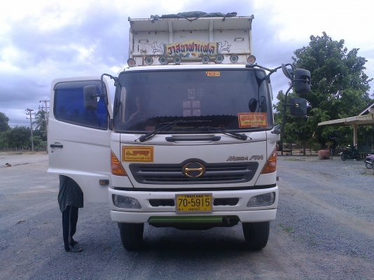 รถสิบล้อพ่วงแม่ ลูก เมก้า