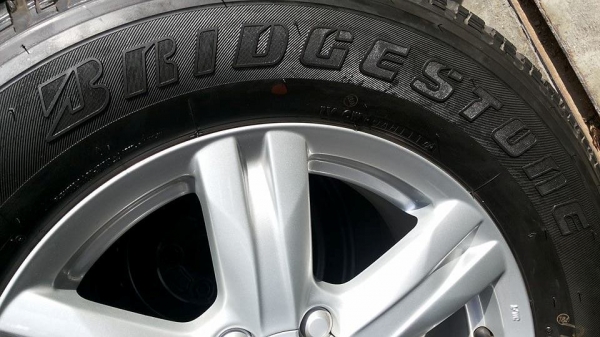 ล้อถอดป้ายแดง isuzu mu- x ขอบ17 พร้อมยาง 255 65 17 ปี2014 ล้อถอดป้ายแดง isuzu mu- x ขอบ17 พร้อมยาง 255 65 17 ปี2014