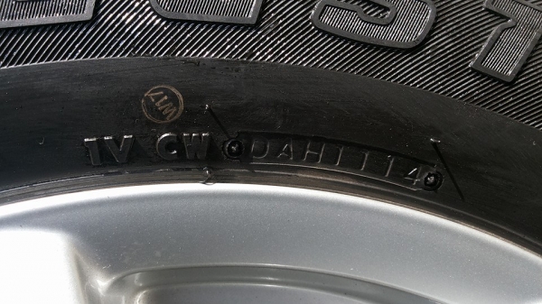 ล้อถอดป้ายแดง isuzu mu- x ขอบ17 พร้อมยาง 255 65 17 ปี2014 ล้อถอดป้ายแดง isuzu mu- x ขอบ17 พร้อมยาง 255 65 17 ปี2014