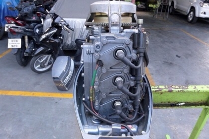 ขาย เครื่องเรือ YAMAHA  30 แรง  2  จังหวะ หาง L เครื่องติดนิ่มเดินดี สตาร์ท 2 ระบบ ราคา 37,500