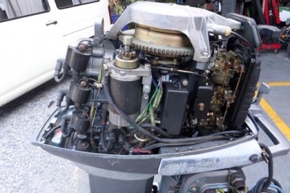 ขาย เครื่องเรือ YAMAHA  30 แรง  2  จังหวะ หาง L เครื่องติดนิ่มเดินดี สตาร์ท 2 ระบบ ราคา 37,500