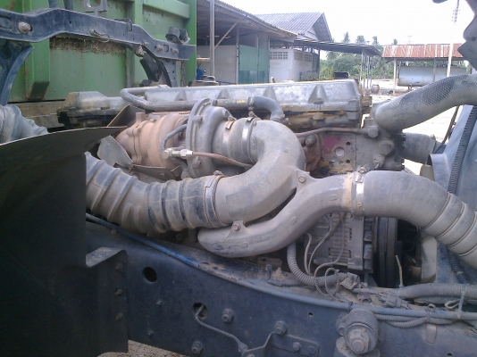 รถสิบล้อพ่วงแม่ ลูก เมก้า