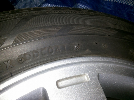 ล้อแม็กซ์ถอดป้ายแดง mitsubishi mirage พร้อมยางตุ่มดอกเต็ม ล้อแม็กซ์ถอดป้ายแดง mitsubishi mirage พร้อมยางตุ่มดอกเต็ม