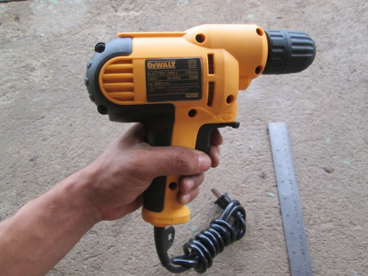 สว่านไฟฟ้า รูปทรงสวยกระทัดรัด