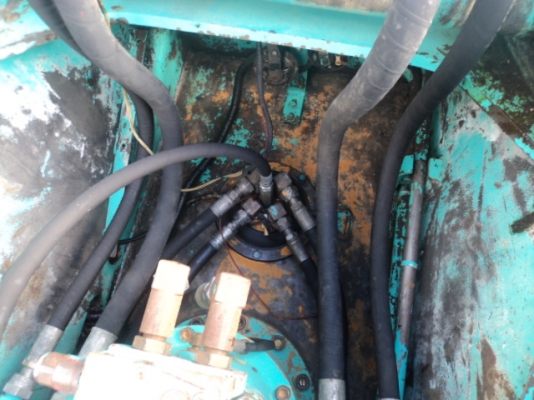 ขาย KOBELCO  SK 200-5 เจ้าของขายเองมีเล่ม