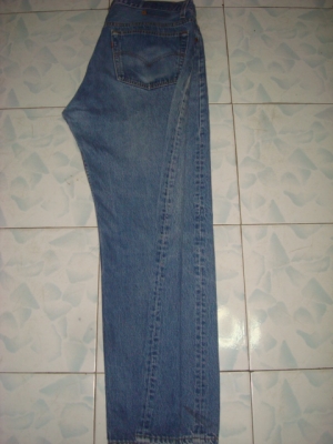 # 8145 # ยีนส์ Levi's 501 ผ้าทราย ของแท้ มือสอง เอว 37 ยาว 28 made in usa ตะเข็บสวยๆ