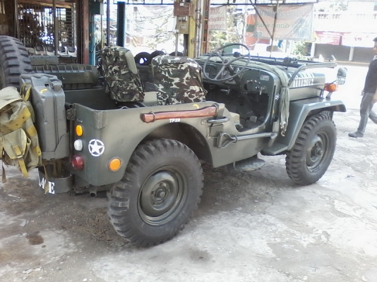 JEEP 4x4 ของแต่งครบ พร้อมทะเบียน ปี56