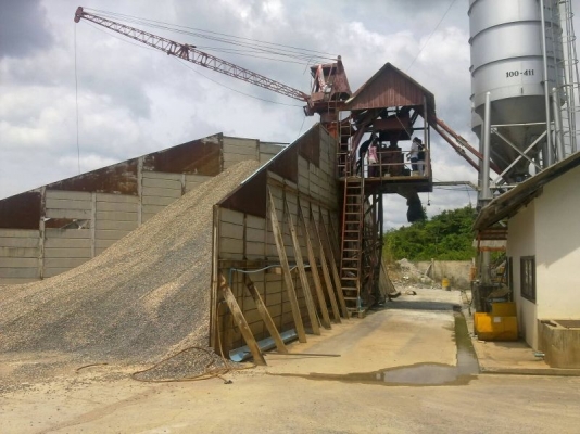 ขายแพล้นปูน ซีแมน ของ แวมบ้า มือ 2 ครึง คิว ขายแพล้นปูน ซีแมน ของ แวมบ้า มือ 2 ครึง คิว