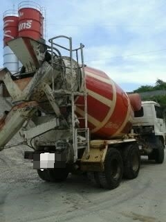 รถนิตสัน UD 10 ล้อ โม่ปูน 320 แรงม้า ปี 48  ( ขาย 3 คัน )