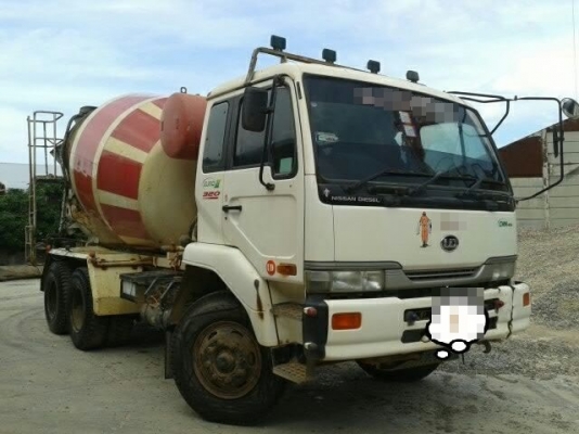 รถนิตสัน UD 10 ล้อ โม่ปูน 320 แรงม้า ปี 48  ( ขาย 3 คัน )